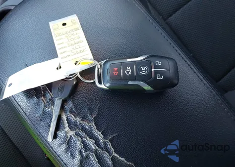 2016 Ford Explorer Xlt z USA, uszkodzony, nr VIN 1FM5K7D89GGA97284